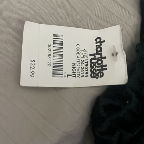 Charlotte Russe green romper - Picture 5 of 5